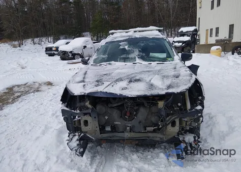 2018 Subaru Outback 3.6R Touring z USA, uszkodzony, nr VIN 4S4BSETC5J3211695